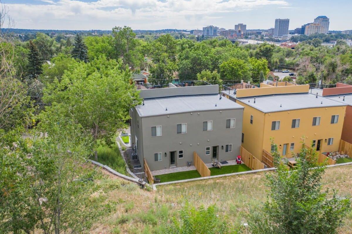 4Bd Home W Rooftop Patio Fire Pit & Mountain Views Colorado Springs Exteriér fotografie